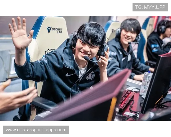 WE边路反打成功，团战一波带走三人