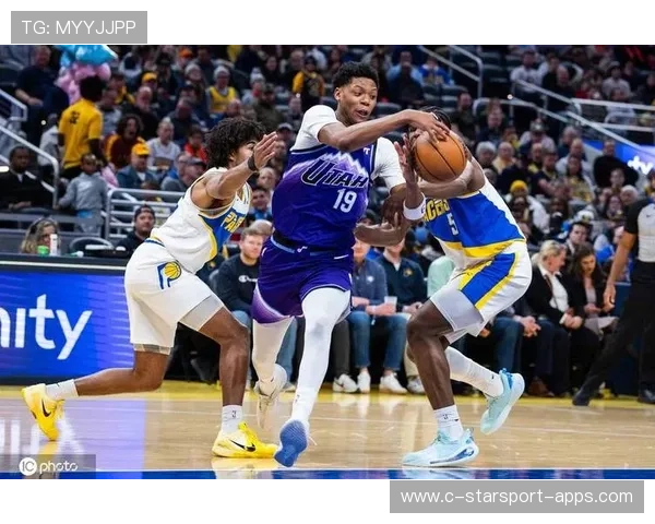 爵士顶住步行者，马尔卡宁27分稳住