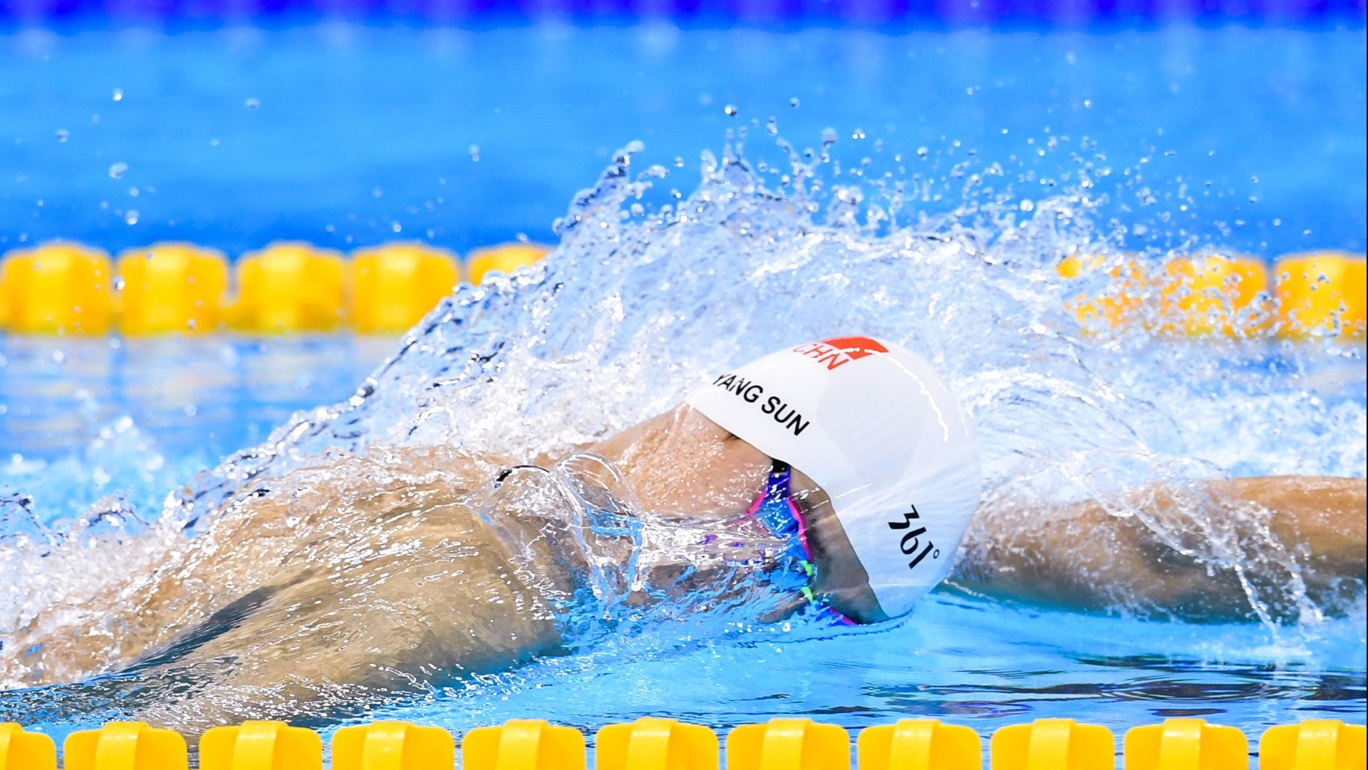 星空综合体育全站app-逆袭五连胜！暴走的状元郎！800万的超值内线巨兽？